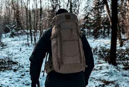 Jak se vybavit na zimní turistiku: Oblečení, obuv a výbava pro bezpečný celodenní výlet