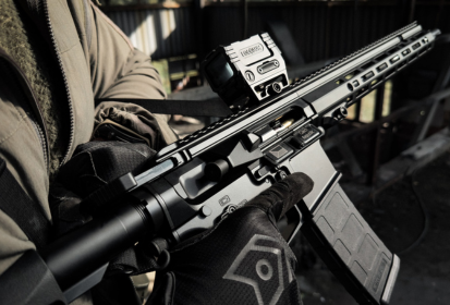 AR-15: pístový systém vs. DI – rozdíly, výhody a nevýhody