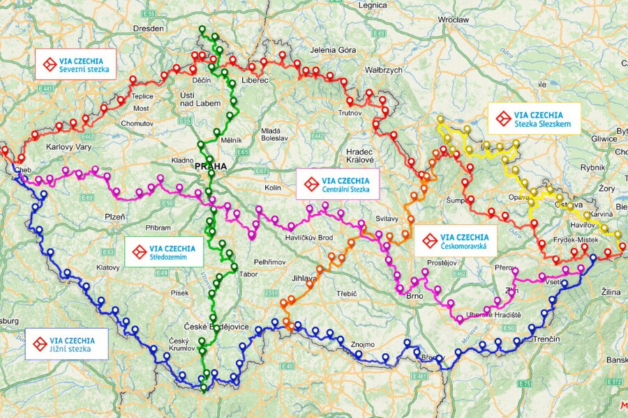 Dálkové trasy Via Czechia - mapa