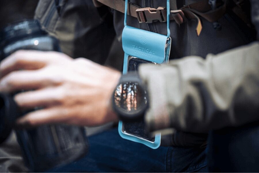 Voděodolný obal Splash L/XL na telefon Tactical®. Zdroj: Rigad/tacticalproducts.cz