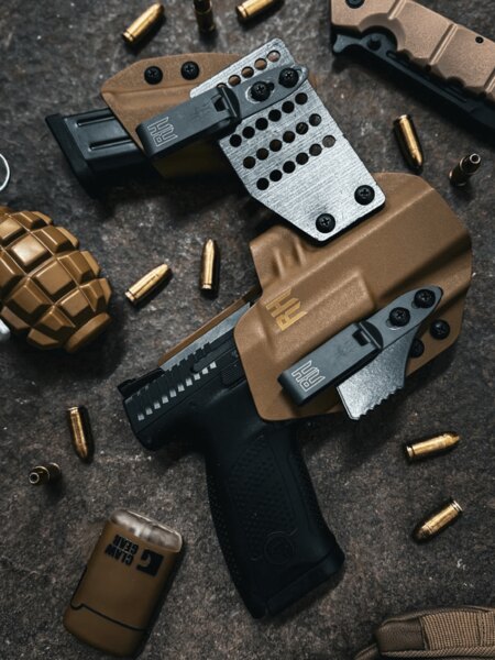 Kydexové pouzdro na pistoli s nastavitelným klipem a retencí, detail konstrukce