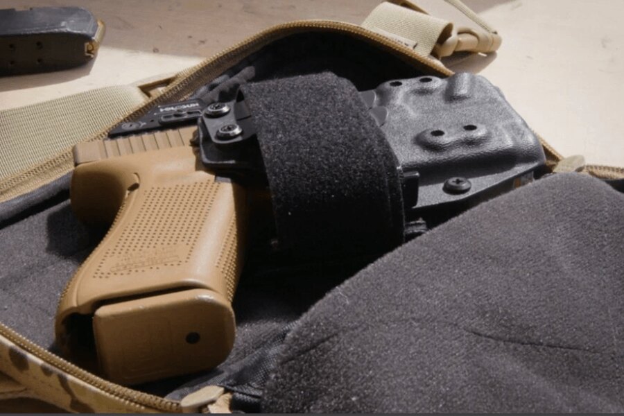 CCW Insert Agilite® s IWB kydexovým pouzdrem a pistolí uvnitř ledvinky.