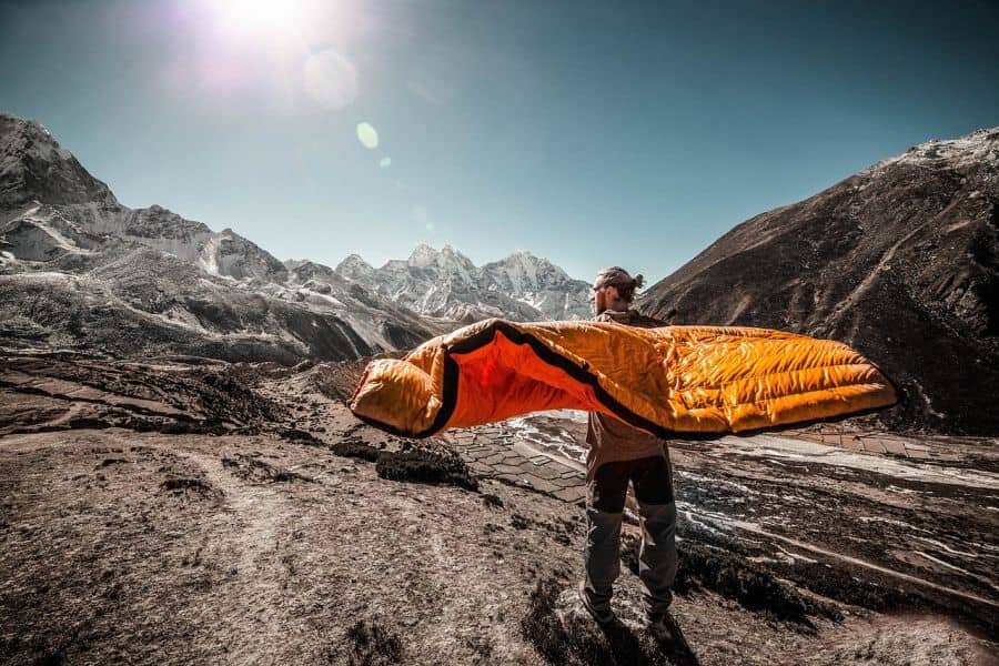 Turistika v horách s ideálním spacákem