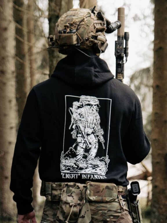 Mikina Light Infantry The Trace®
