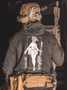 Mikina Sniper Statue The Trace®