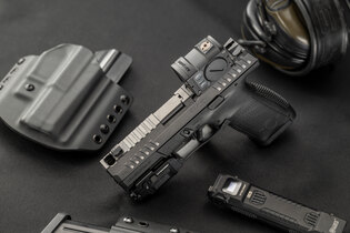Pistole CZ P-10 C PORTED / ráže 9×19 CZUB®