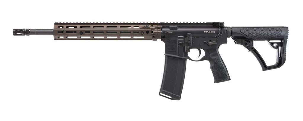 Samonabíjecí puška DD4 RIII — Daniel Defense® — 16" (.223 Rem.)