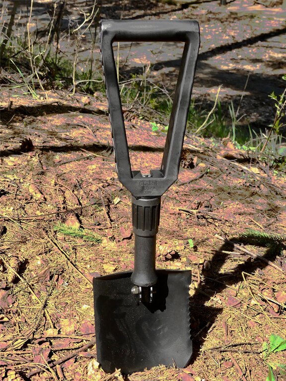 Skládací lopatka GERBER® Spade
