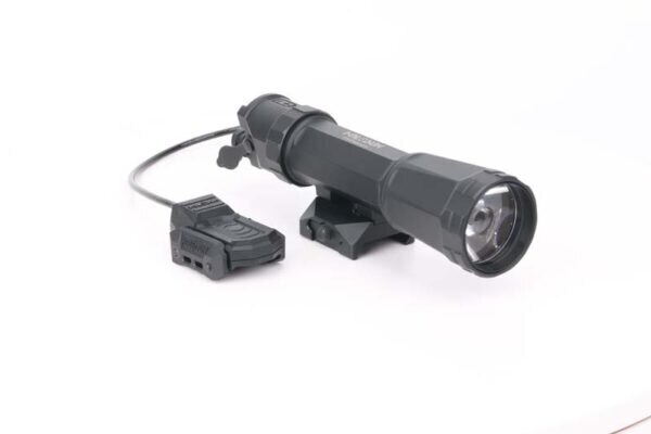 Svítilna na zbraň Raid Holosun®