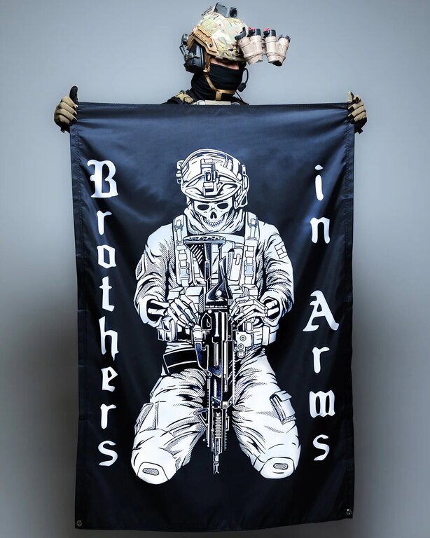 Vlajka Brothers In Arms®